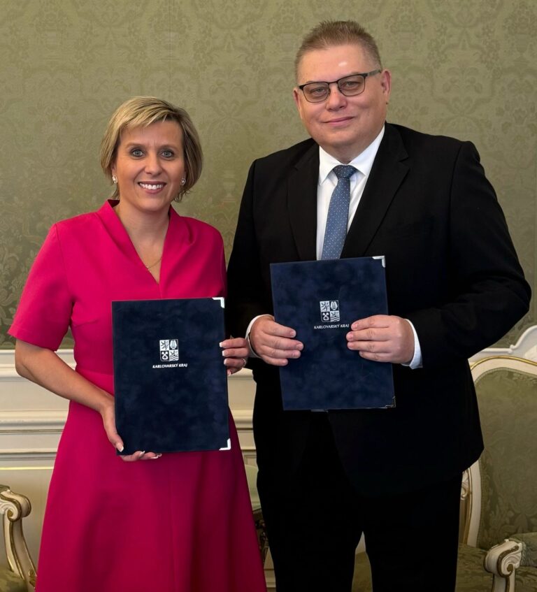 Memorandum projednáno a podepsáno