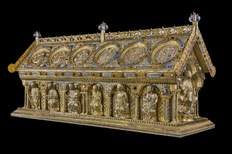 RELIKVIÁŘ SV. MAURA